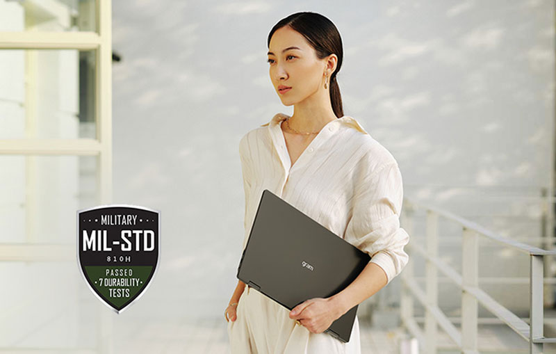 Laptop LG Gram 14Z90R-G.AH53A5 với độ bền chuẩn quân sự MIL-STD-810G, là trợ lý trung thành trong công việc, là bạn đồng hành đáng tin cậy khi đi làm, đi công tác.