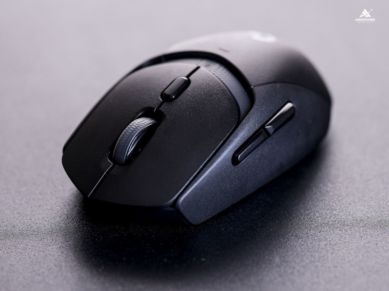 Logitech G309 LightSpeed màu đen (910-007201) - Chuột gaming siêu nhẹ giá tốt