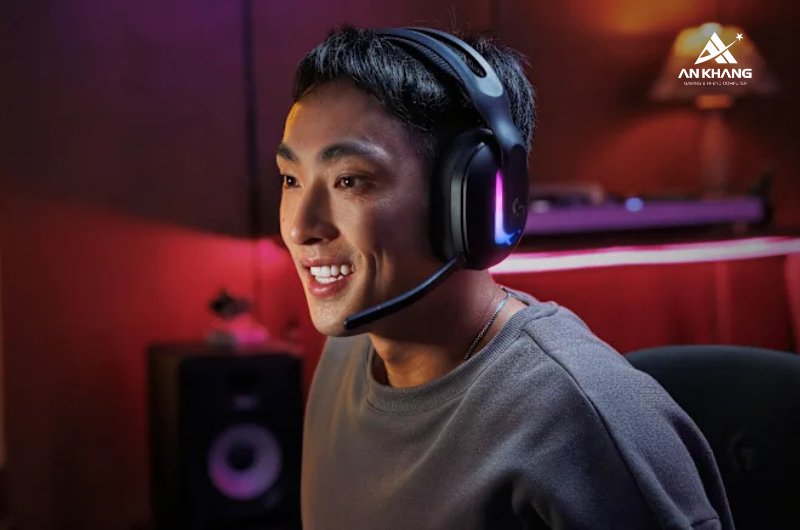 Tai nghe gaming không dây Logitech G522 Lightspeed màu đen (981-001545) với thiết kế êm ái cùng đèn nền RGB rực rỡ