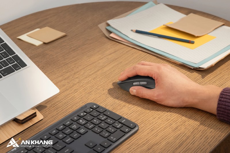 Logitech Signature Comfort M840L Black đặc biệt hữu ích với người làm việc kết hợp văn phòng và tại nhà