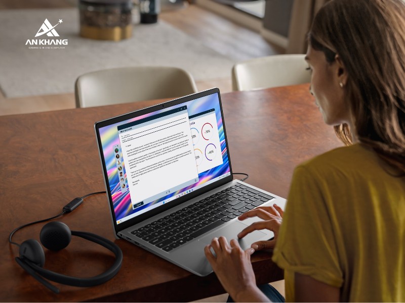 Laptop Dell 15 DC15250 DC5I5372W1 Silver sạc pin nhanh chóng