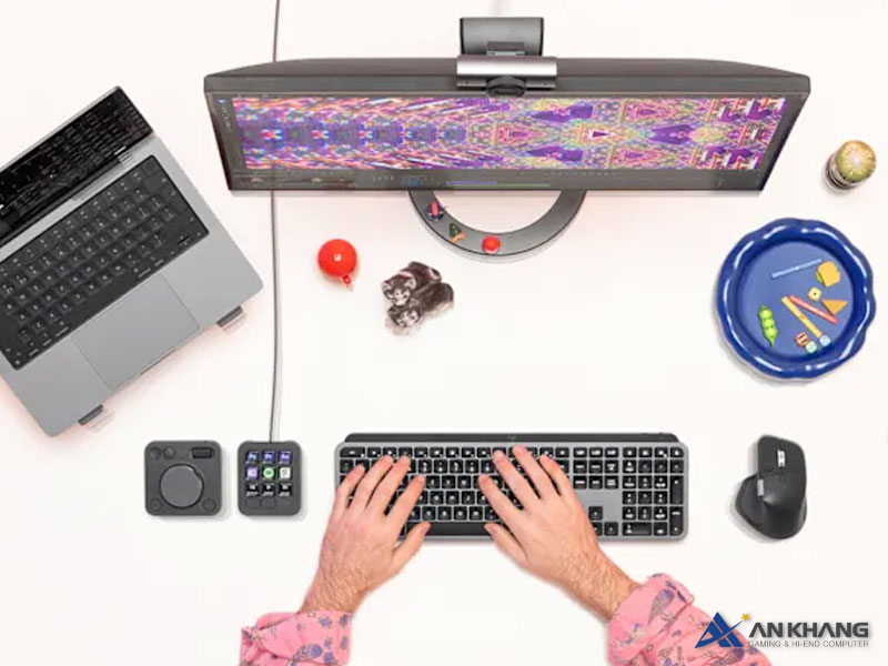 Chuột Logitech MX Master 4 kết nối tối đa 3 thiết bị và chuyển đổi nhanh chóng.