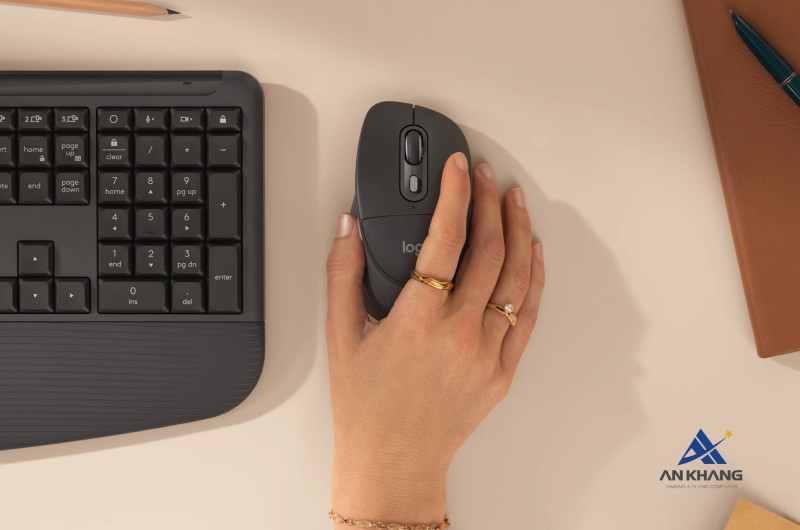 Bộ bàn phím chuột Logitech MK880 (920-014020) cho thời lượng pin 36 tháng cho bàn phím và 24 tháng cho chuột