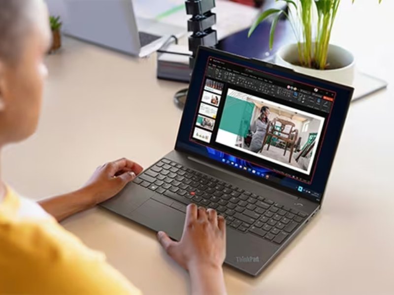 Laptop Lenovo ThinkPad E16 Gen 1 21JN006GVN thiết kế kim loại bền bỉ, độ ho&agrave;n thiện cao