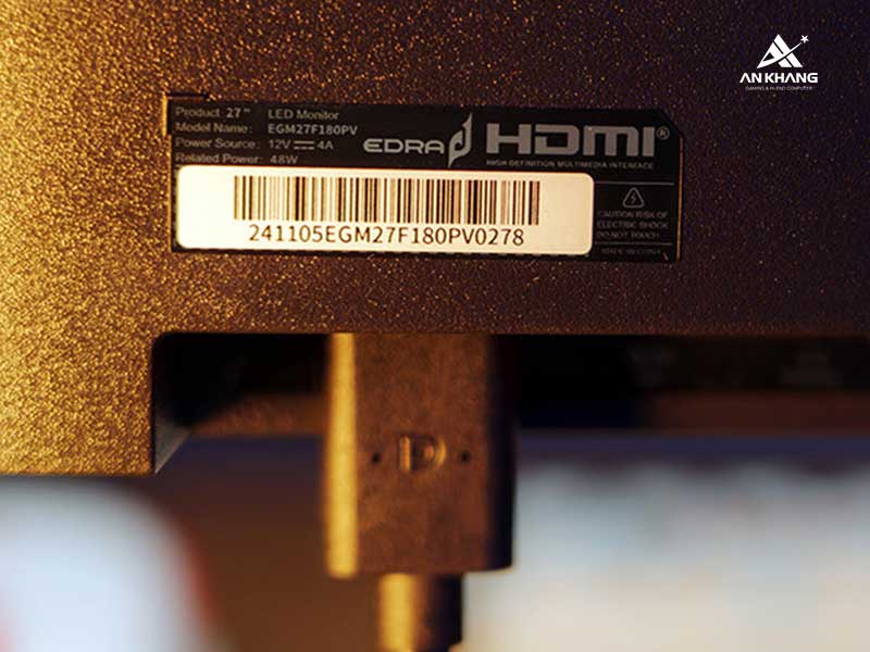 Màn hình gaming E-DRA EGM27F180PV trang bị kết nối cơ bản với HDMI và DP