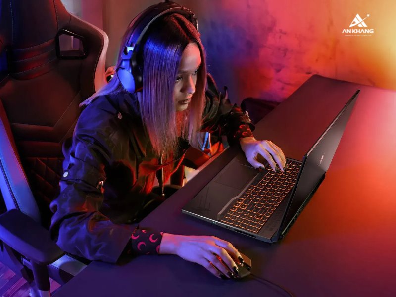 Acer Nitro V 16 ProPanel ANV16-41-R7EN NH.QP2SV.004 với thiết kế đúng chất Nitro tối giản, gọn gàng Acer Nitro V 16 ProPanel ANV16-41-R7EN NH.QP2SV.004 với thiết kế đúng chất Nitro tối giản, gọn gàng