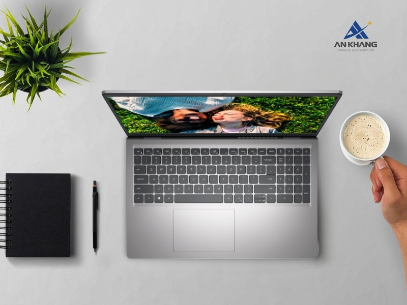 Laptop Dell Inspiron 15 3520 N5I5352W1 cho trải nghiệm gõ phím mượt mà