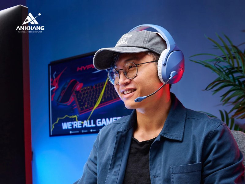 Tai nghe gaming HyperX Cloud JET Wireless AM7A0AA Blue cho thời lượng pin ấn tượng lên đến 25 giờ