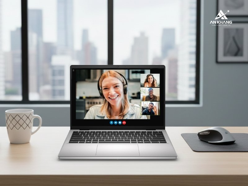 Laptop Dell Pro 14 Essential PV14250 71084489 ch&uacute; trọng trải nghiệm giao tiếp trực tuyến