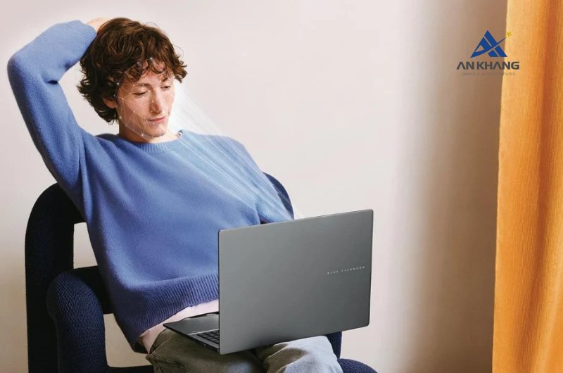 Laptop ASUS Vivobook S14 M3407HA-SF490W trang bị bảo mật đa lớp vững chắc, đảm bảo an toàn cho mọi dữ liệu