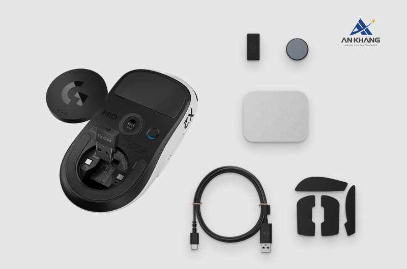 Chuột gaming không dây Logitech Pro X2 Superstrike (910-007778) đi kèm trọn bộ phụ kiện chất lượng