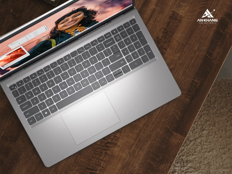 Dell Inspiron 15 3530 N3530-i7U161W11SLU-BL với thiết kế tối giản, trung tính