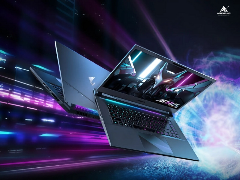 Gigabyte AORUS 15 9MF-E2VN583S là chiếc laptop gaming mạnh mẽ với cấu hình cao