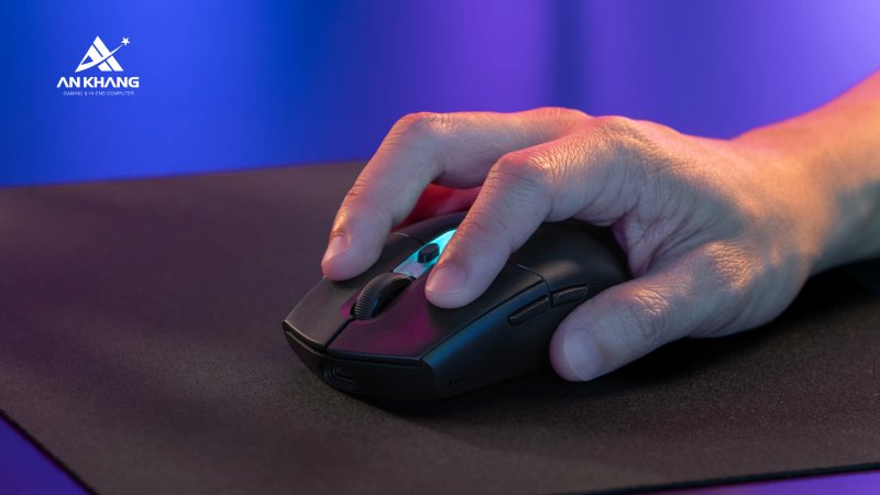 Chuột gaming Logitech G304 X Superlight Black (910-007741) cho thời lượng pin lên đến 130 giờ