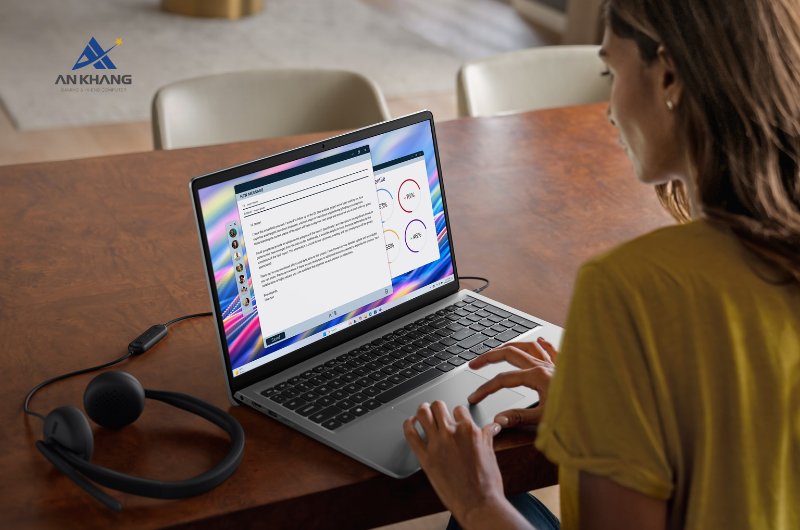 Laptop Dell 15 DC15250 DC15250-i7U161W11SLU-27 trang bị sẵn Windows 11 và Office bản quyền