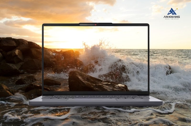 Laptop Lenovo IdeaPad Slim 3 14IPH11 83UQ000JVN cho chất lượng hiển thị sáng rõ với góc nhìn rộng lên đến 178 độ