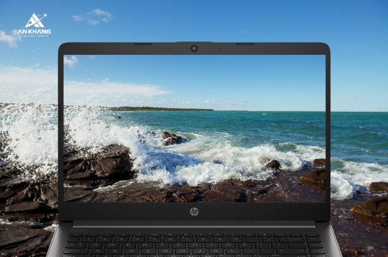 Laptop HP 240R G9 C40LGAT trang bị màn hình 14inch Full HD IPS cho hiển thị rõ nét, màu sắc chân thực ở góc nhìn rộng