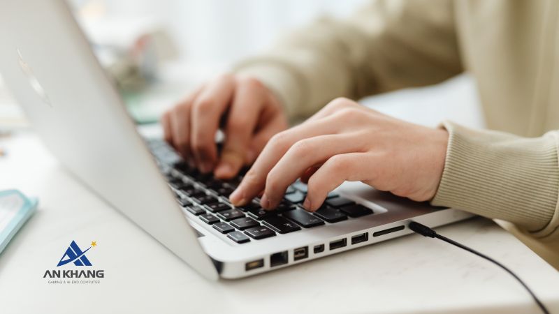 Nguyên nhân gây ra lỗi laptop sạc không vào pin