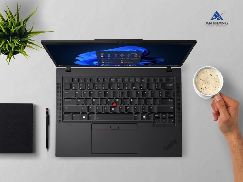 Laptop Lenovo ThinkPad T14 Gen 6 21QC0000VA siêu mỏng nhẹ, dễ dàng mang theo