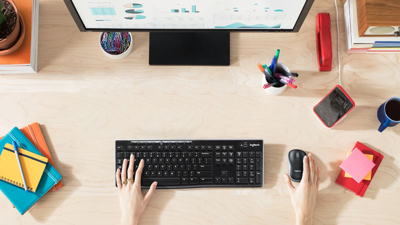 Bộ bàn phím chuột không dây Logitech MK270r có kết nối ổn định, nhưng gọn gàng hơn nhiều