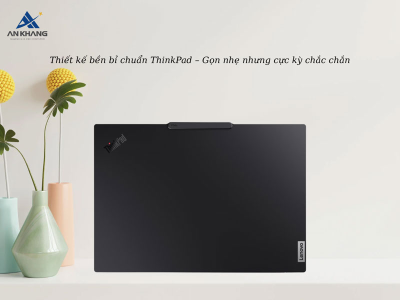 Lenovo ThinkPad P14s Gen 5 mang thiết kế gọn nhẹ, chắc chắn, chuyên nghiệp