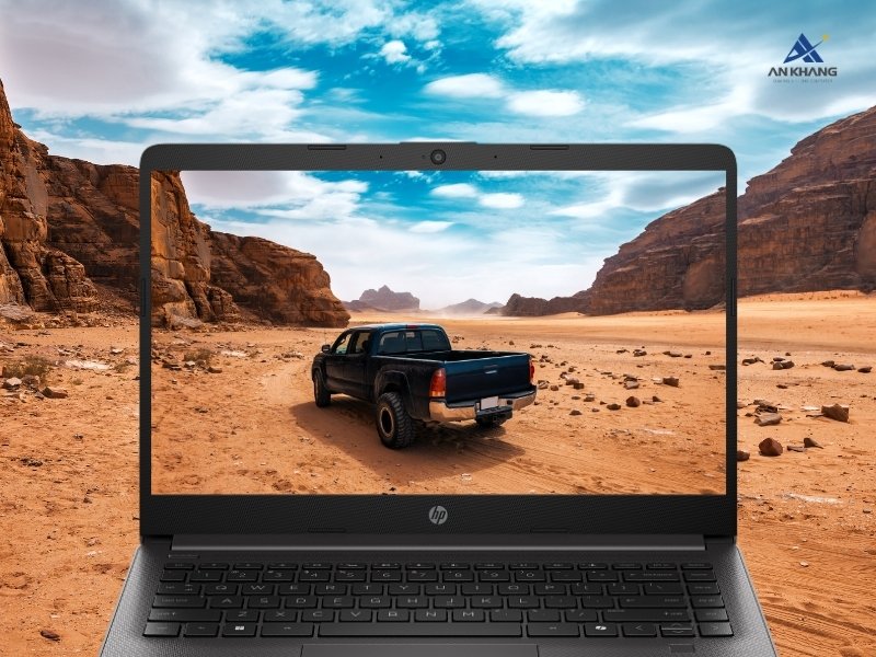 Laptop HP 240R G9 C40M2AT hiển thị rõ nét, góc nhìn rộng