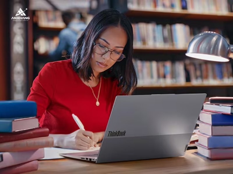 Laptop Lenovo ThinkBook 16 G9 IRL 21US008DVA với thiết kế vỏ nhôm mỏng nhẹ, bền bỉ
