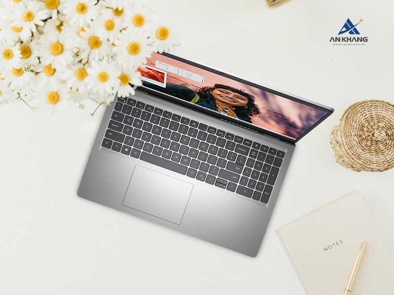 Dell Inspiron 15 3530 P16WD5 với thiết kế tối giản, bàn phím fullsize tiện dụng