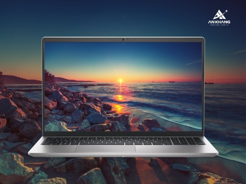 Laptop Dell 15 DC15250 DC5I7952W1 Silver hiển thị rõ nét, góc nhìn rộng lên đến 178 độ
