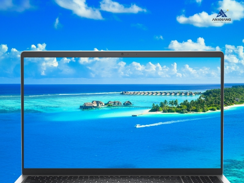 Dell Inspiron 15 3530 N5I7421W1 Silver với màn hình 120Hz sắc nét, chân thực