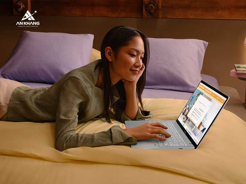 Laptop ASUS Vivobook S14 M3407KA-SF032WS với vi&ecirc;n pin 70Wh dung lượng lớn