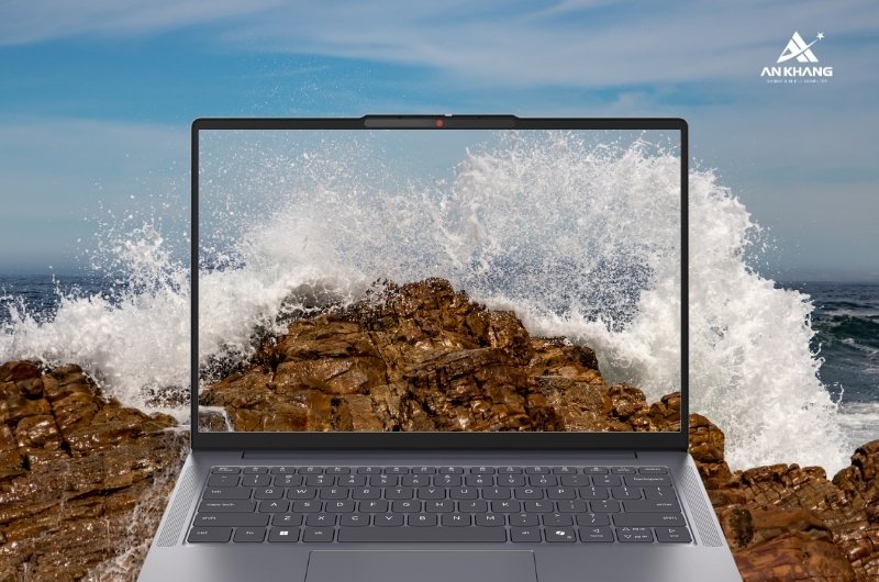 Laptop Lenovo IdeaPad Slim 3 14IPH11 83UQ002GVN mang đến trải nghiệm thị giác tối ưu