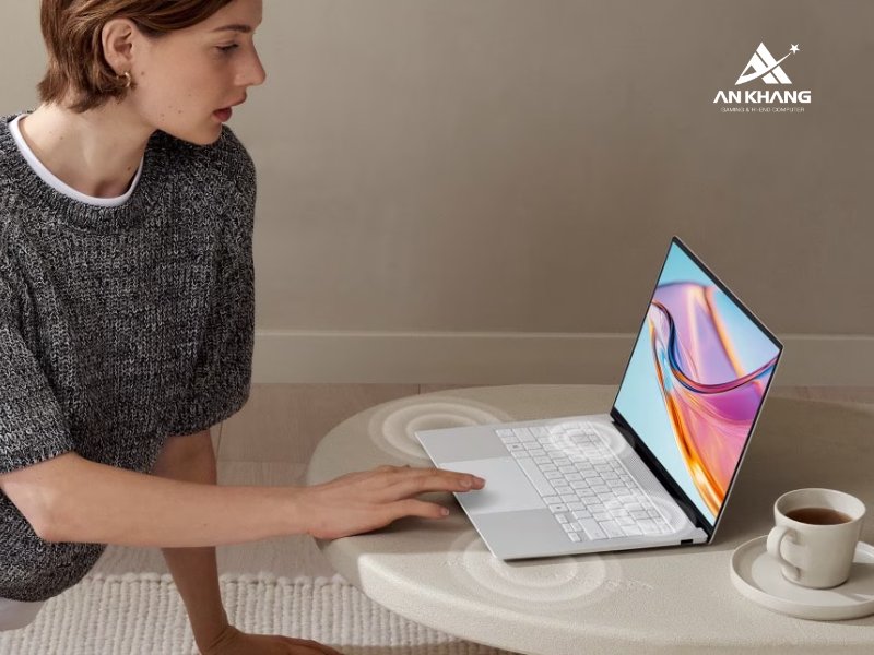 Laptop ASUS Zenbook S 14 UX5406AA-SU415WS mang đến trải nghiệm âm thanh chất lượng cao