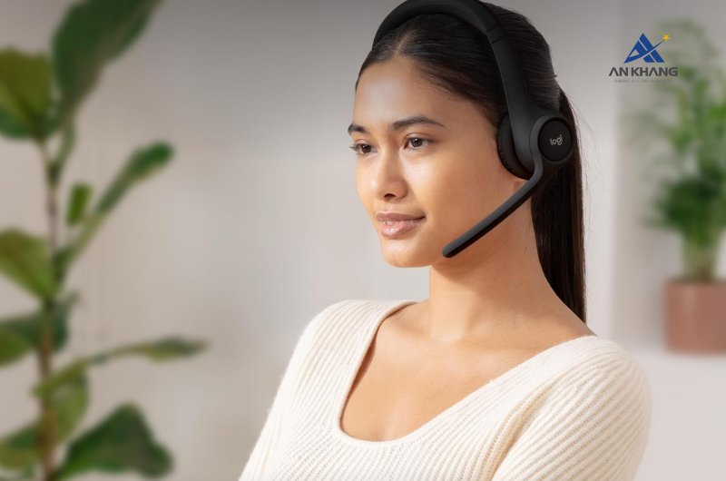 Tai nghe không dây Logitech Zone 300 Bluetooth màu đen (Graphite) với thời lượng pin lên đến 20 giờ