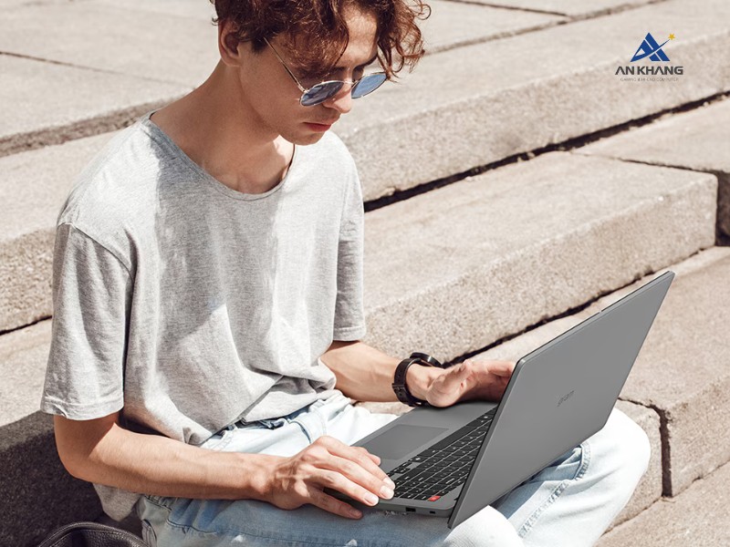 Laptop LG gram Book 15U50T-G.AV56A5 với thiết kế tối giản, thanh lịch