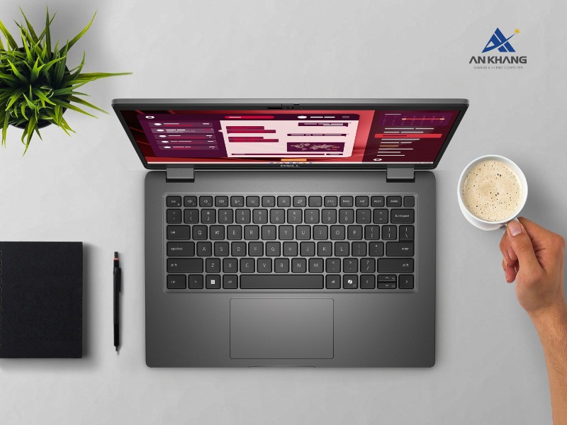 Laptop Dell Latitude L3450-1335U-16512W-FBL với b&agrave;n ph&iacute;m c&oacute; đ&egrave;n nền led trắng tiện dụng