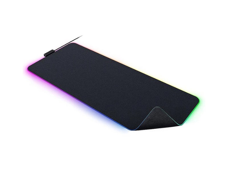 Bàn di chuột Razer Strider Chroma RZ02-04490100-R3M1